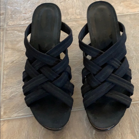 Sandals - Picture 3 of 9